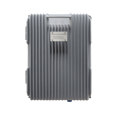 COBERTURA DE HASTA 5 km / Amplificador de Señal Celular / Banda 2, 1900 MHz. / 20 Watts de Potencia / Banda Ancha Multioperador / Protección Autoexcitación / Pantalla Interior para Monitoreo / Gabinete IP65.