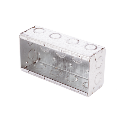 Caja Multigang de 4 Gangs,/ Profundidad de 2-1/2/ 20 TKO (1/2- 3/4).